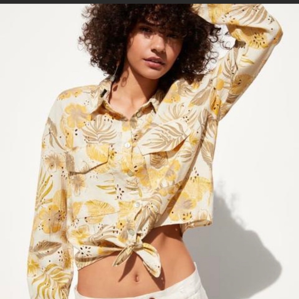 Zara tropical floral print eyelet shirt size XS tie up front top